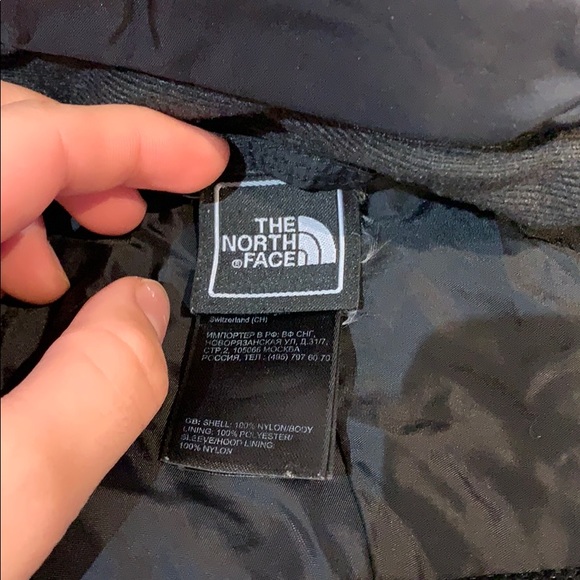 Rain jacket from north face (very negotiable) - Picture 3 of 3